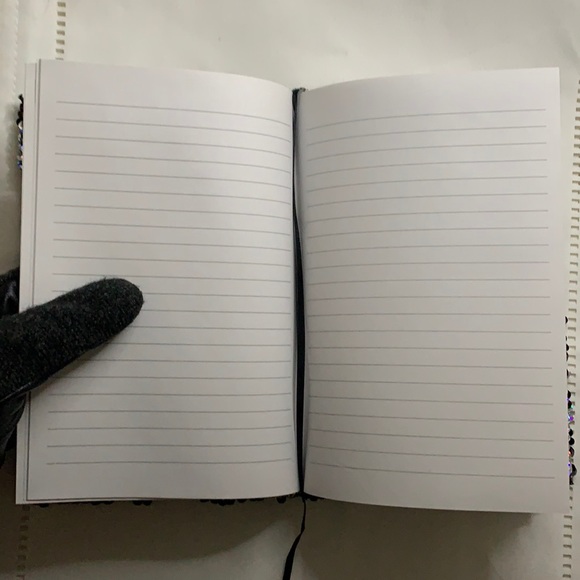 Reversible Black and Silver Sequin Notebook - Picture 7 of 7